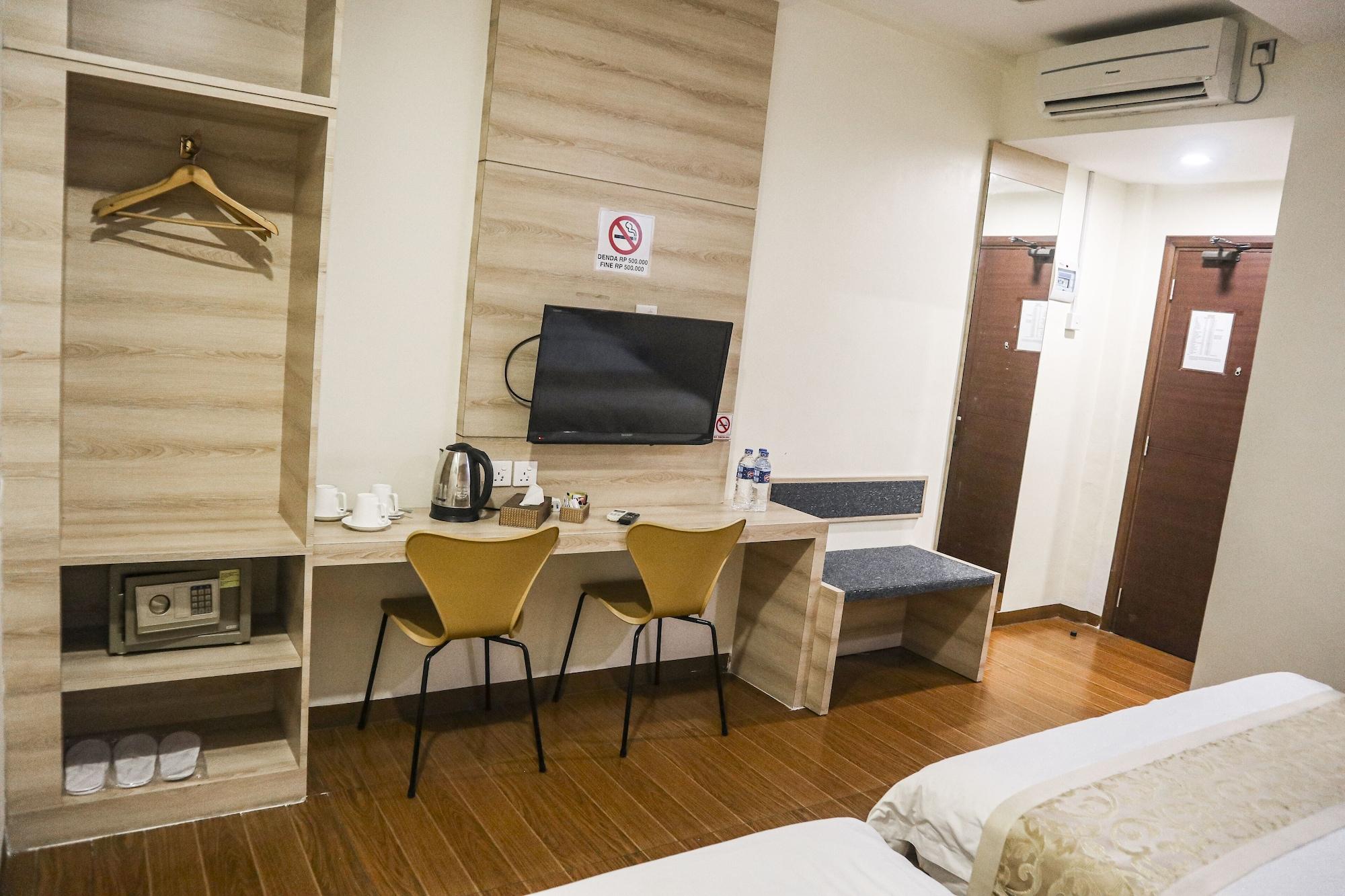Hana Hotel Batam Екстериор снимка