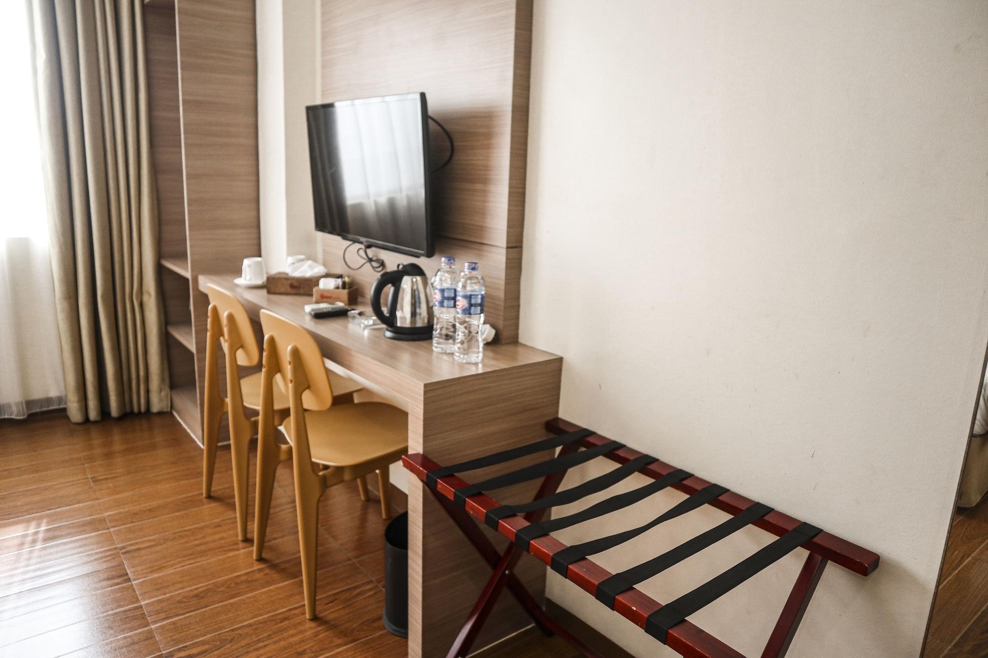 Hana Hotel Batam Екстериор снимка