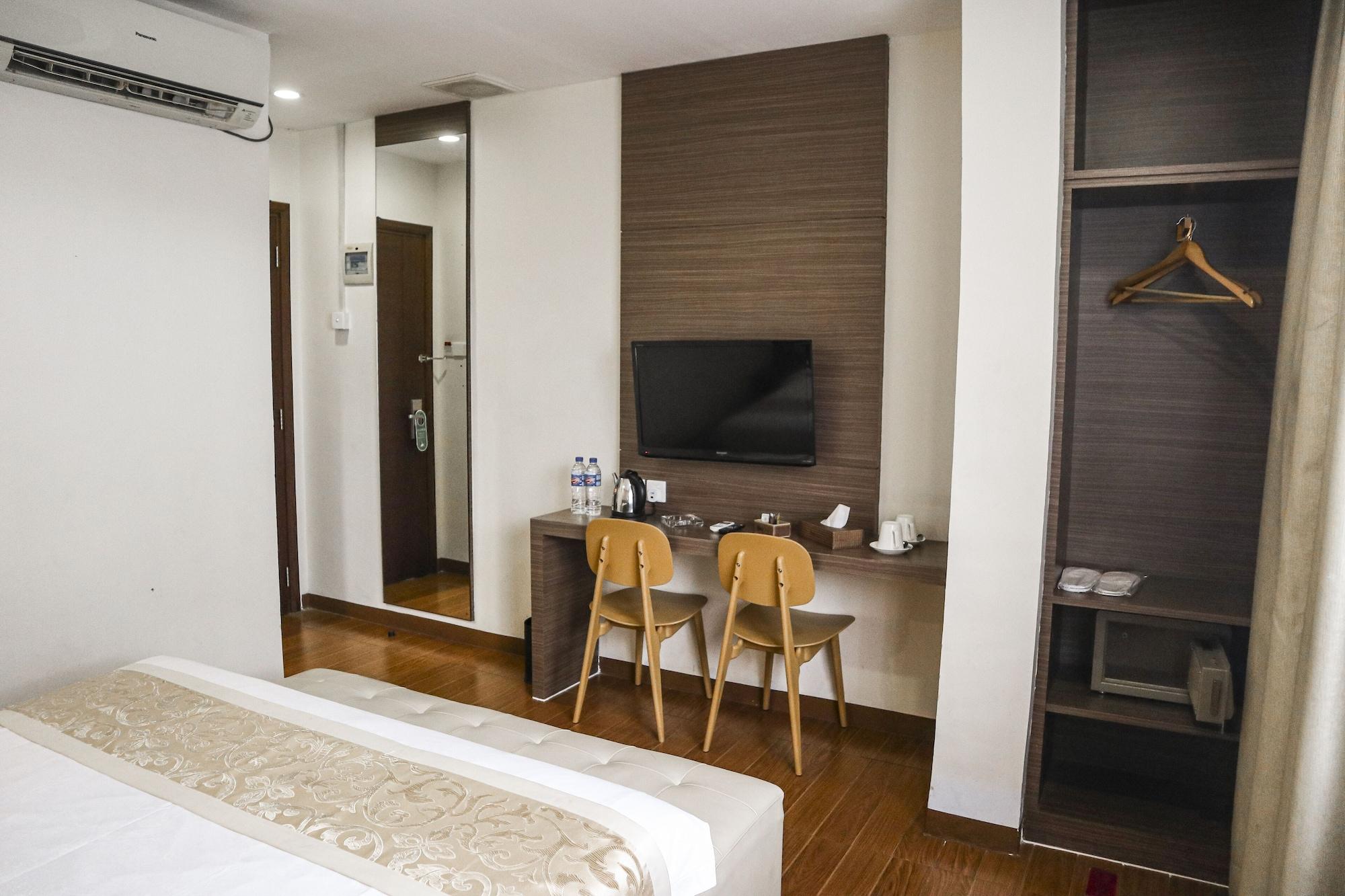 Hana Hotel Batam Екстериор снимка