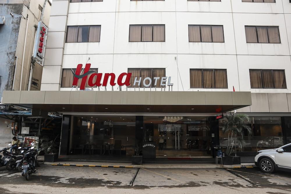 Hana Hotel Batam Екстериор снимка