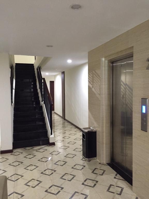 Hana Hotel Batam Екстериор снимка